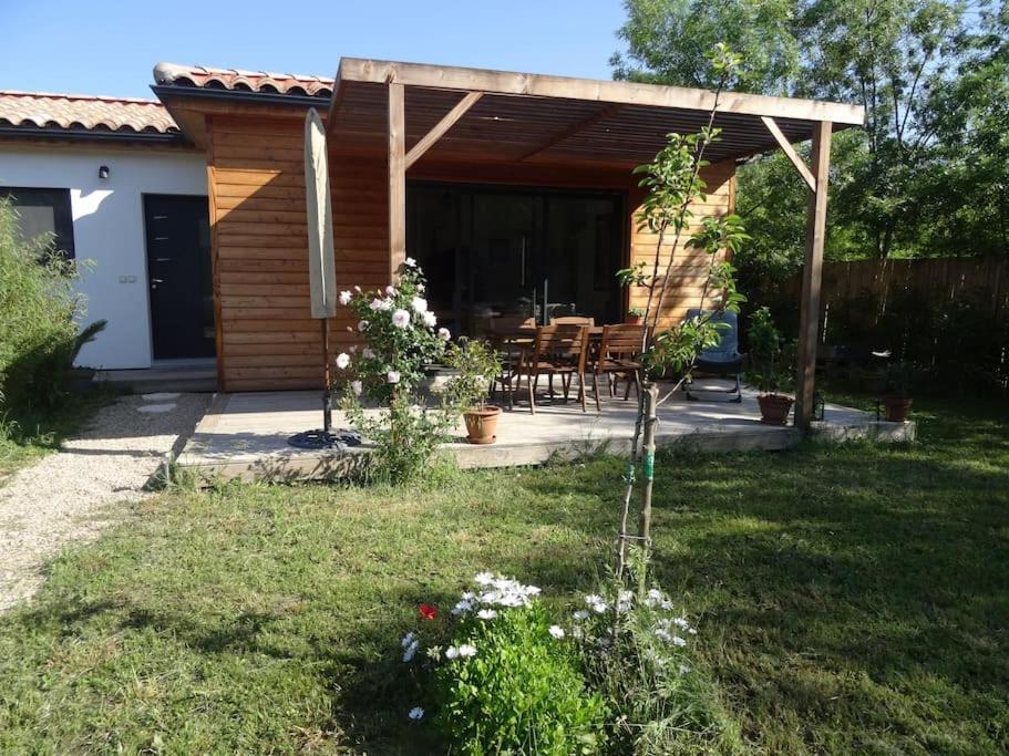 Beau 2 Pieces Avec Jardin Dans Villa A Mougins. Esterno foto